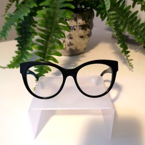 Channel optical frames